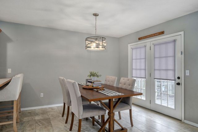 514 Chapel Hill Court, Nixa, MO 65714