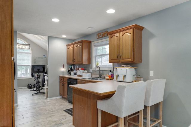 514 Chapel Hill Court, Nixa, MO 65714