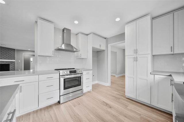 5818 Paisley Street, Houston, TX 77096