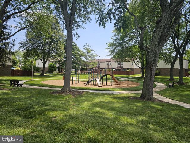 B 2 CARVER PL, Lawrenceville, NJ 08648