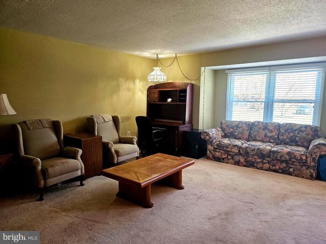 B 2 CARVER PL, Lawrenceville, NJ 08648