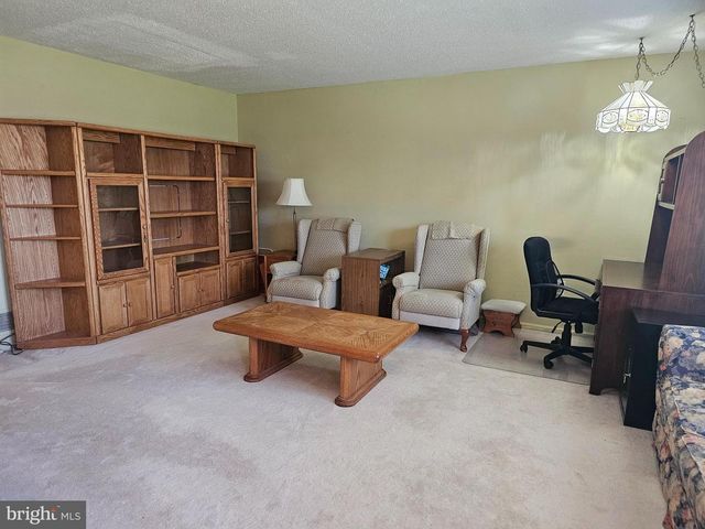 B 2 CARVER PL, Lawrenceville, NJ 08648