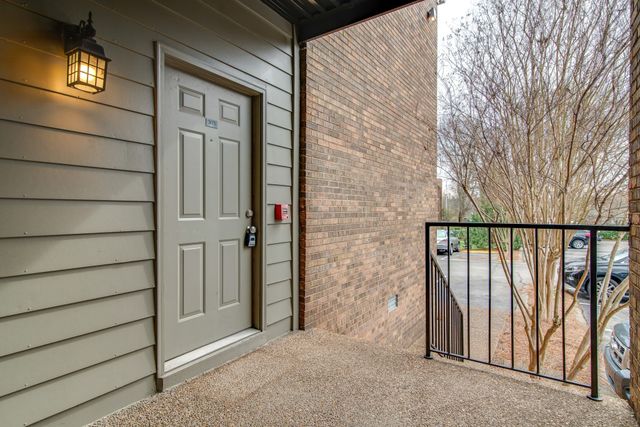 303 Sloan Rd, Nashville, TN 37209