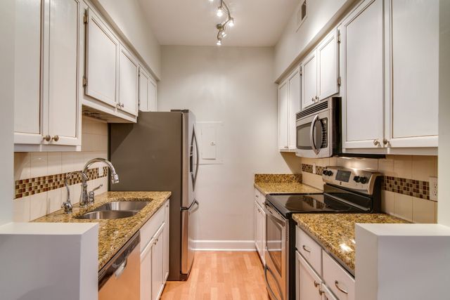 303 Sloan Rd, Nashville, TN 37209