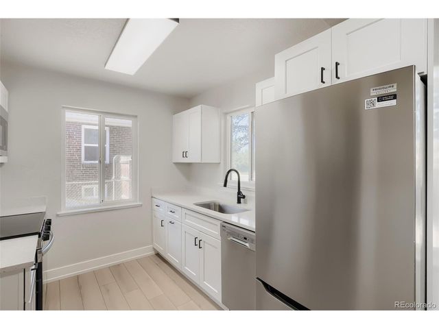 1558 Spruce St, Denver, CO 80220