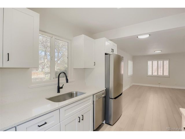 1558 Spruce St, Denver, CO 80220