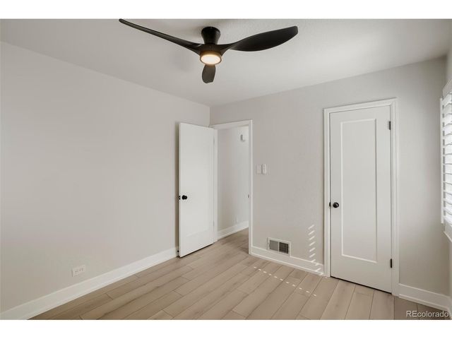 1558 Spruce St, Denver, CO 80220