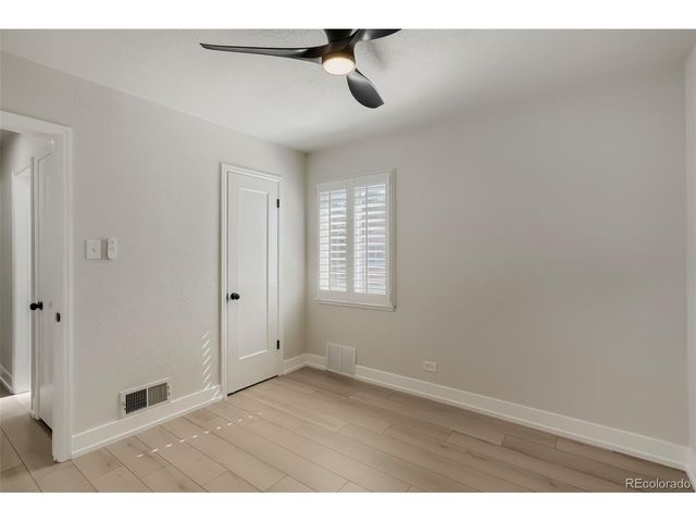 1558 Spruce St, Denver, CO 80220