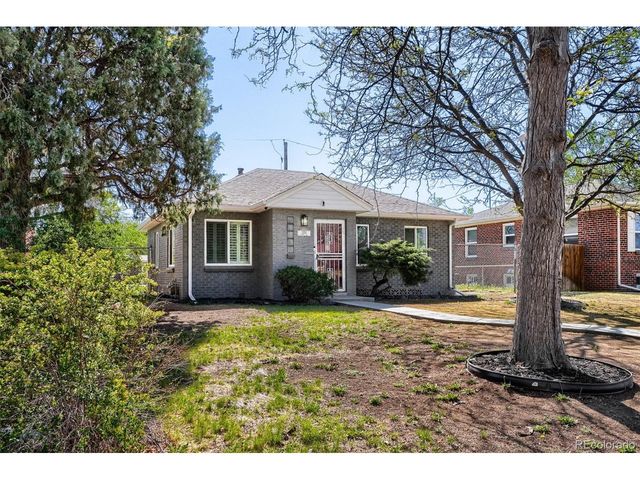 1558 Spruce St, Denver, CO 80220