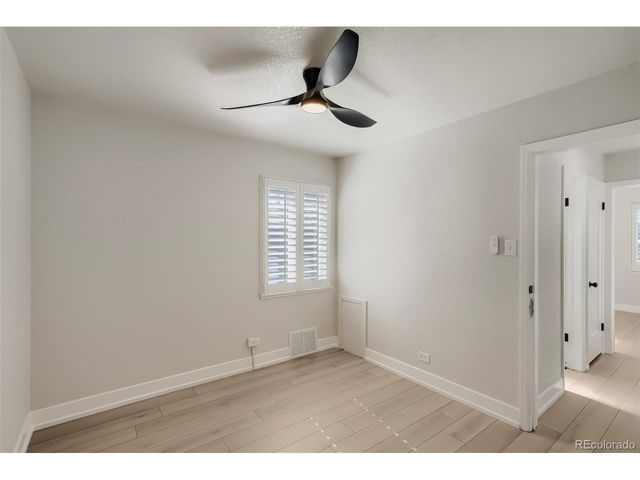 1558 Spruce St, Denver, CO 80220