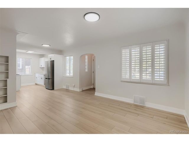 1558 Spruce St, Denver, CO 80220