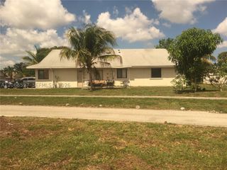 6501 Harbour Rd Front, North Lauderdale, FL 33068