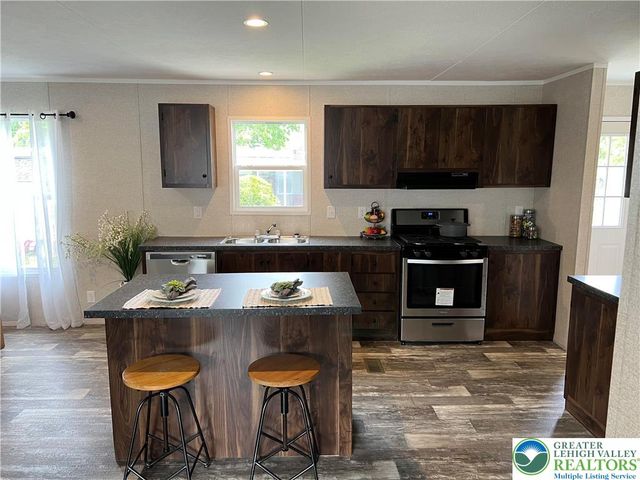 342 Upper PHME South Drive, Middle Smithfield Twp, PA 18302