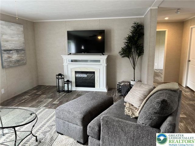 342 Upper PHME South Drive, Middle Smithfield Twp, PA 18302