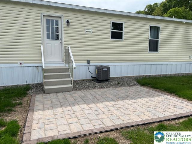 342 Upper PHME South Drive, Middle Smithfield Twp, PA 18302