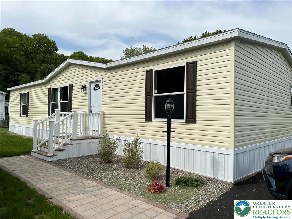 342 Upper PHME South Drive, Middle Smithfield Twp, PA 18302