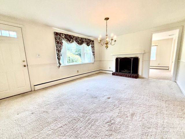 87 Hinckley Circle, Barnstable, MA 02655