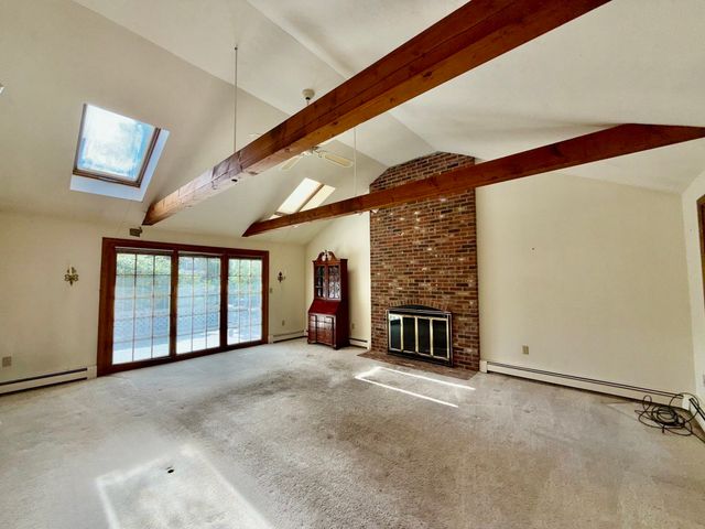 87 Hinckley Circle, Barnstable, MA 02655