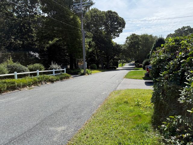 87 Hinckley Circle, Barnstable, MA 02655