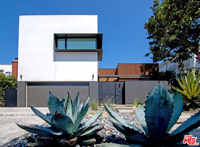 10639 Cushdon Avenue, Los Angeles, CA 90064