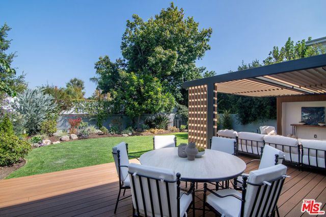 10639 Cushdon Avenue, Los Angeles, CA 90064