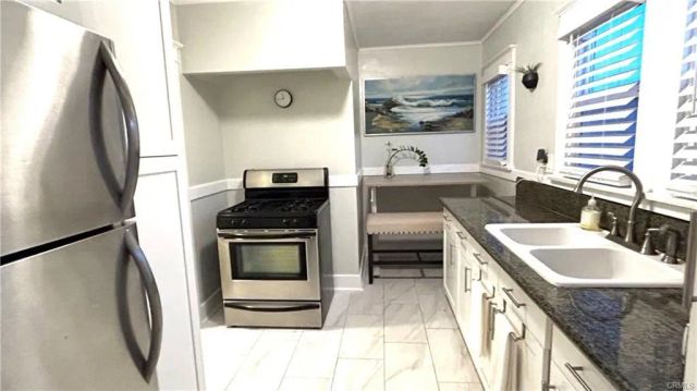 1546 Rosalia Road, Los Angeles, CA 90027