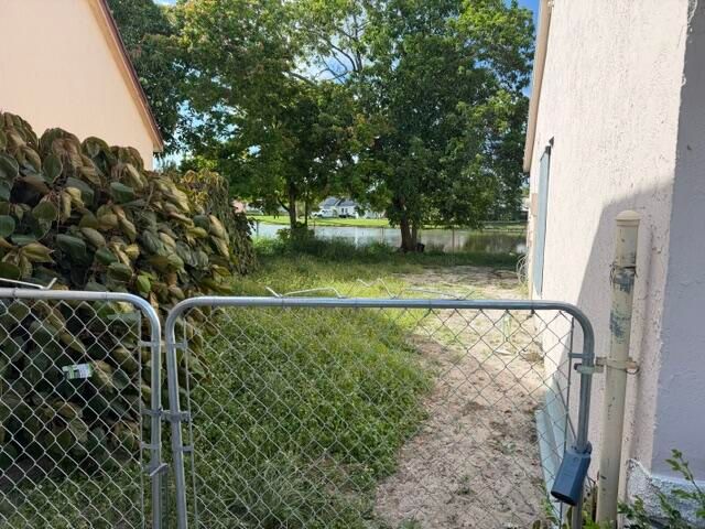 7355 Pinedale Drive, Boynton Beach, FL 33436