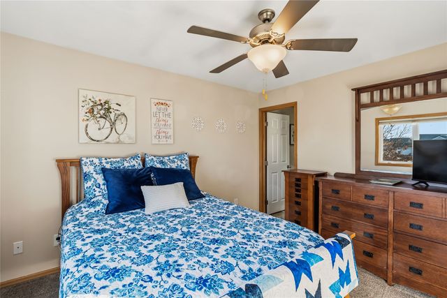 1021 SW 47th Circle SW, Ankeny, IA 50023