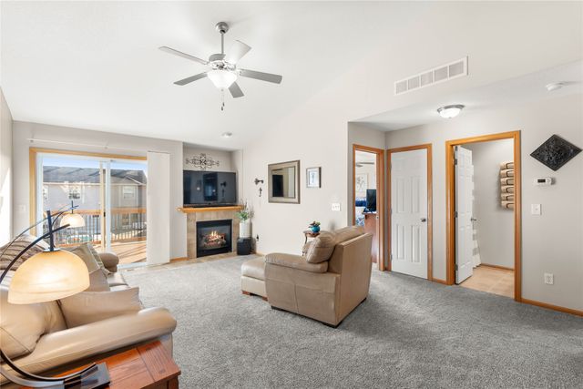 1021 SW 47th Circle SW, Ankeny, IA 50023