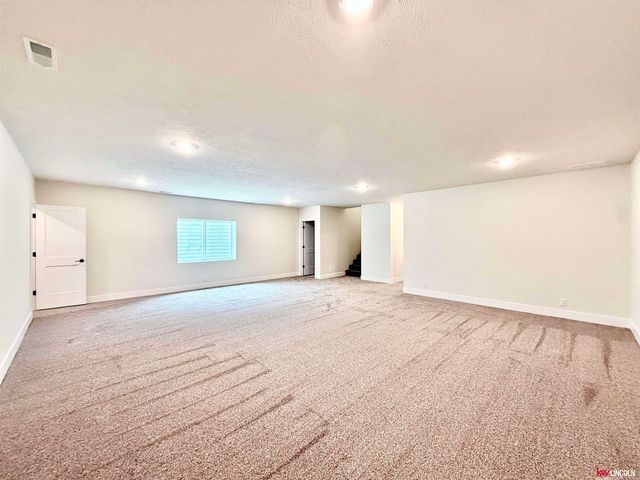 11759 S 125 Street, Papillion, NE 68046