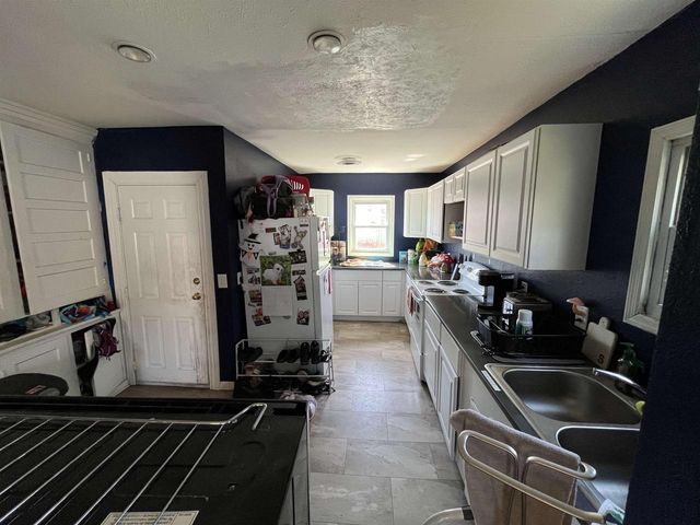 715 W ELSIE STREET, Appleton, WI 54914
