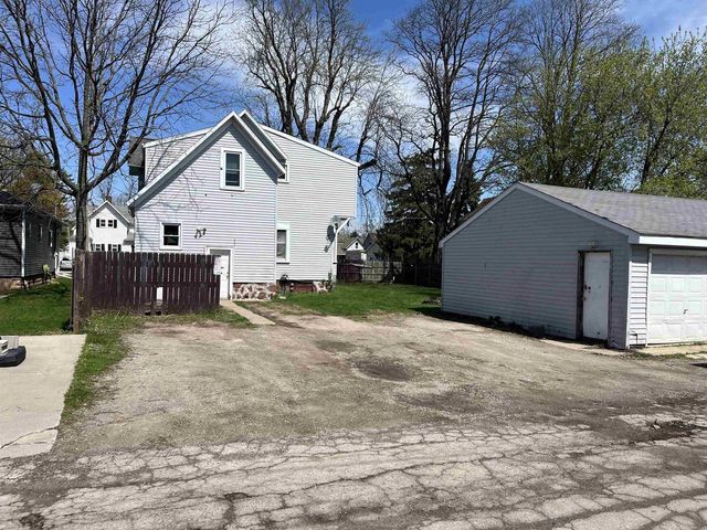715 W ELSIE STREET, Appleton, WI 54914