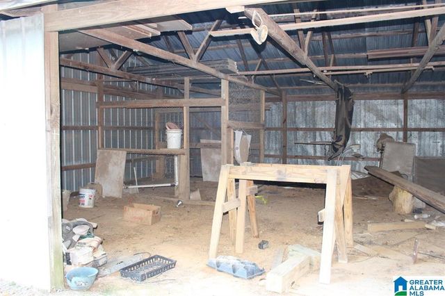 111 COUNTY ROAD 1202, Vinemont, AL 35179