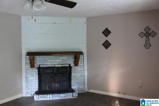 111 COUNTY ROAD 1202, Vinemont, AL 35179