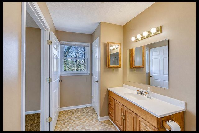 132 Kare Fre Boulevard, West Union, SC 29696