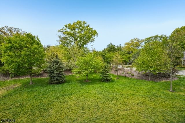 26 DeCroce Ct, Parsippany-troy Hills Twp., NJ 07054