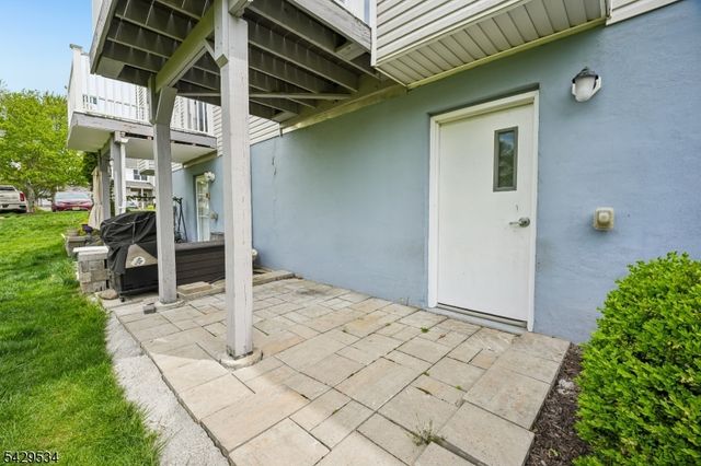 26 DeCroce Ct, Parsippany-troy Hills Twp., NJ 07054
