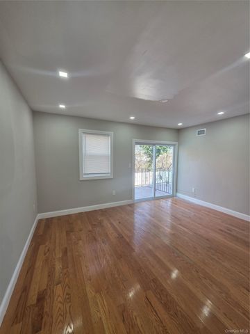 1724 New Haven Avenue, Far Rockaway, NY 11691