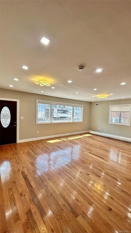 1724 New Haven Avenue, Far Rockaway, NY 11691