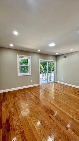 1724 New Haven Avenue, Far Rockaway, NY 11691