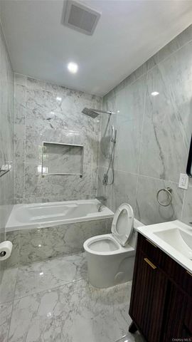1724 New Haven Avenue, Far Rockaway, NY 11691