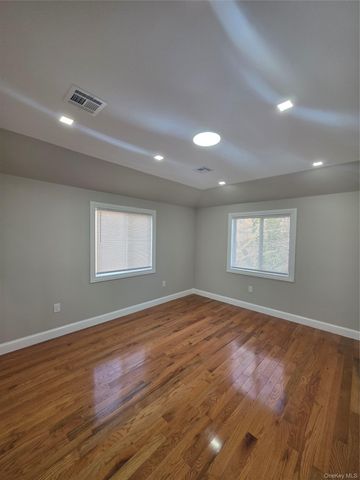 1724 New Haven Avenue, Far Rockaway, NY 11691
