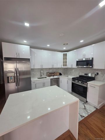 1724 New Haven Avenue, Far Rockaway, NY 11691