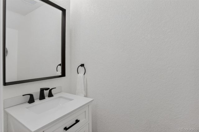 22146 E Berry Place, Aurora, CO 80015