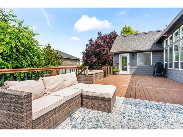2955 Nw DAHLIA Dr, Camas, WA 98607