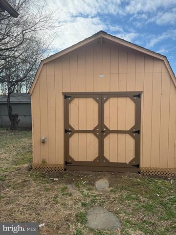 428 MANHATTAN ST, Essington, PA 19029