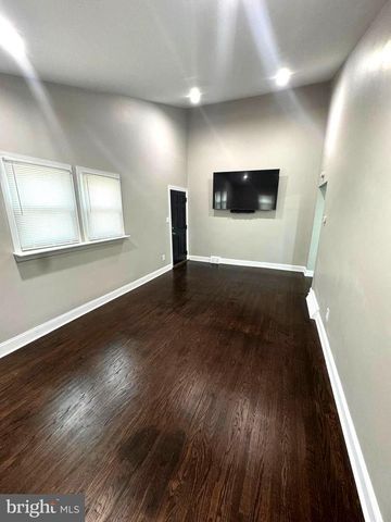 428 MANHATTAN ST, Essington, PA 19029