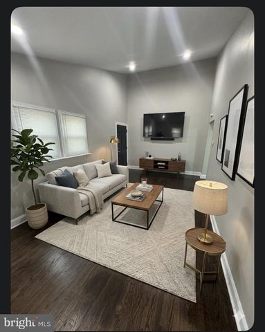 428 MANHATTAN ST, Essington, PA 19029