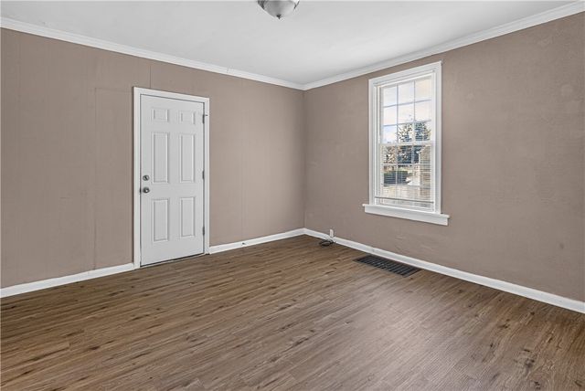 603 Hazel St, West Mifflin, PA 15122