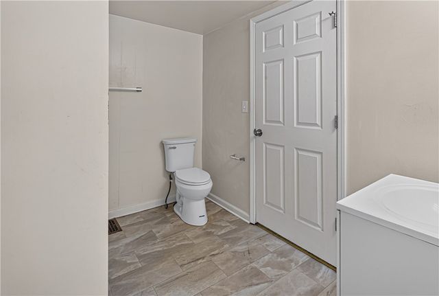 603 Hazel St, West Mifflin, PA 15122